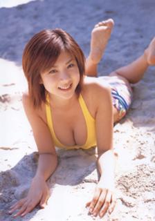 Aki Hoshino feet photo 16