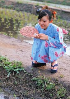 Aki Maeda feet photo 11