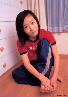 Aki Maeda feet photo 10