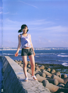 Aki Maeda feet photo 8