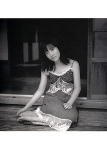 Aki Maeda feet photo 11