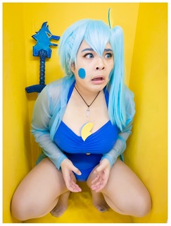 Akidearest feet photo thumbnail