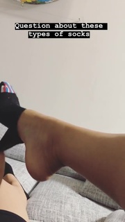 Akidearest feet photo thumbnail