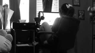 Akidearest feet photo thumbnail