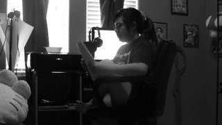 Akidearest feet photo thumbnail