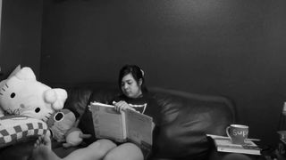 Akidearest feet photo thumbnail