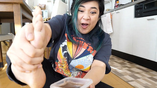 Akidearest feet photo thumbnail