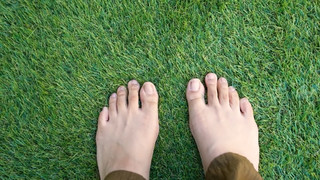 Akidearest feet photo thumbnail