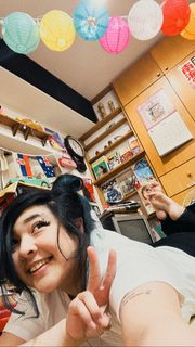 Akidearest feet photo thumbnail