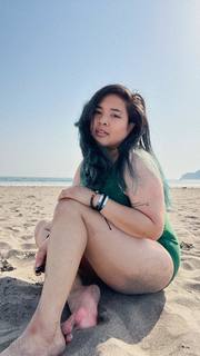 Akidearest feet photo thumbnail