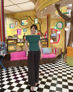 Akina Minami feet photo 3