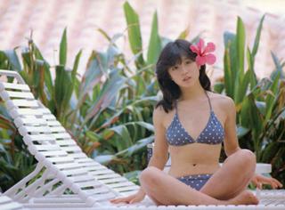 Akina Nakamori feet photo 6