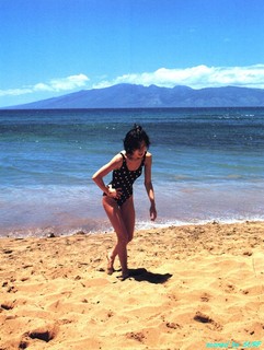 Akina Nakamori feet photo 2
