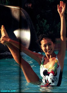Akina Nakamori feet photo 6