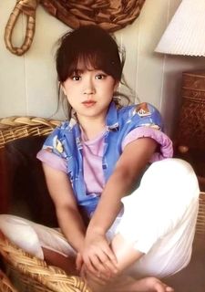 Akina Nakamori feet photo 6