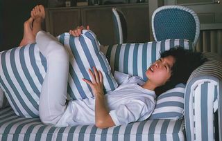 Akina Nakamori feet photo 19