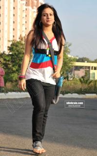 Aksha Pardasany feet photo 17