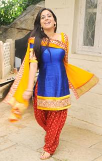 Aksha Pardasany feet photo 8