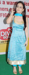 Aksha Pardasany feet photo 5