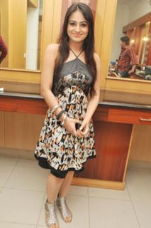 Aksha Pardasany feet photo 15