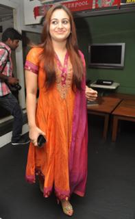 Aksha Pardasany feet photo 3