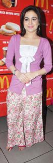 Aksha Pardasany feet photo 2