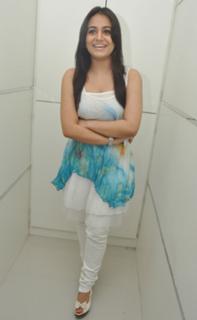 Aksha Pardasany feet photo 14