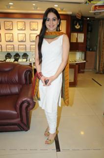 Aksha Pardasany feet photo 16