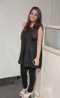 Aksha Pardasany feet photo 11