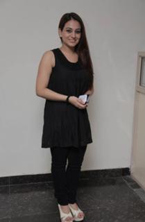 Aksha Pardasany feet photo 9