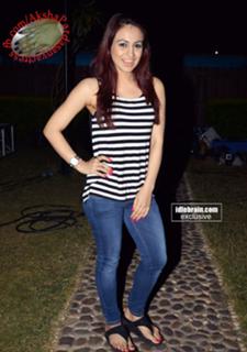 Aksha Pardasany feet photo 5