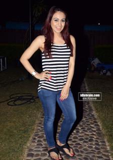 Aksha Pardasany feet photo 2