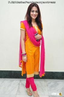 Aksha Pardasany feet photo 1