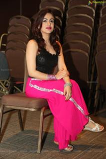Aksha Pardasany feet photo 19