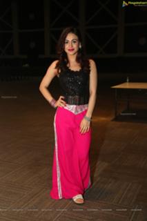 Aksha Pardasany feet photo 14