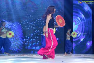 Aksha Pardasany feet photo 11