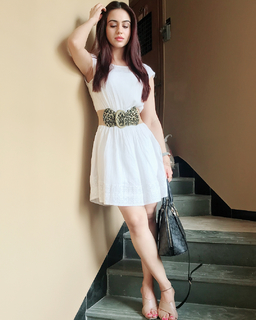 Aksha Pardasany feet photo 11