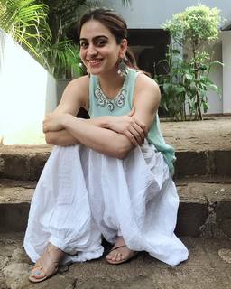 Aksha Pardasany feet photo 2