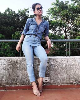 Aksha Pardasany feet photo 1