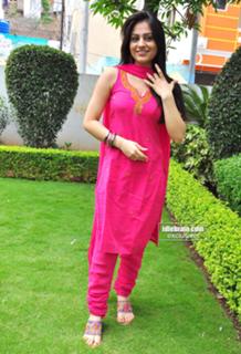 Aksha Pardasany feet photo 2