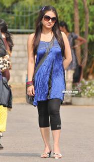 Aksha Pardasany feet photo 20