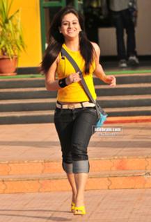Aksha Pardasany feet photo 7