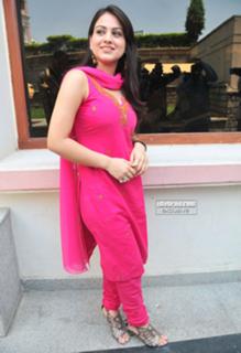 Aksha Pardasany feet photo 5