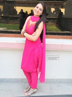 Aksha Pardasany feet photo 16