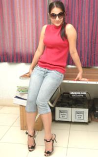 Aksha Pardasany feet photo 7