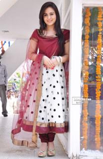 Aksha Pardasany feet photo 16