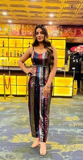 Akshara Singh feet photo 1