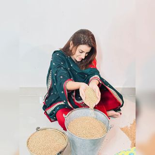 Akshara Singh feet photo 19