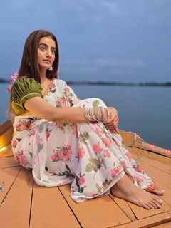 Akshara Singh feet photo 19