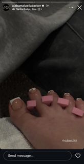Alabama Barker feet photo 7